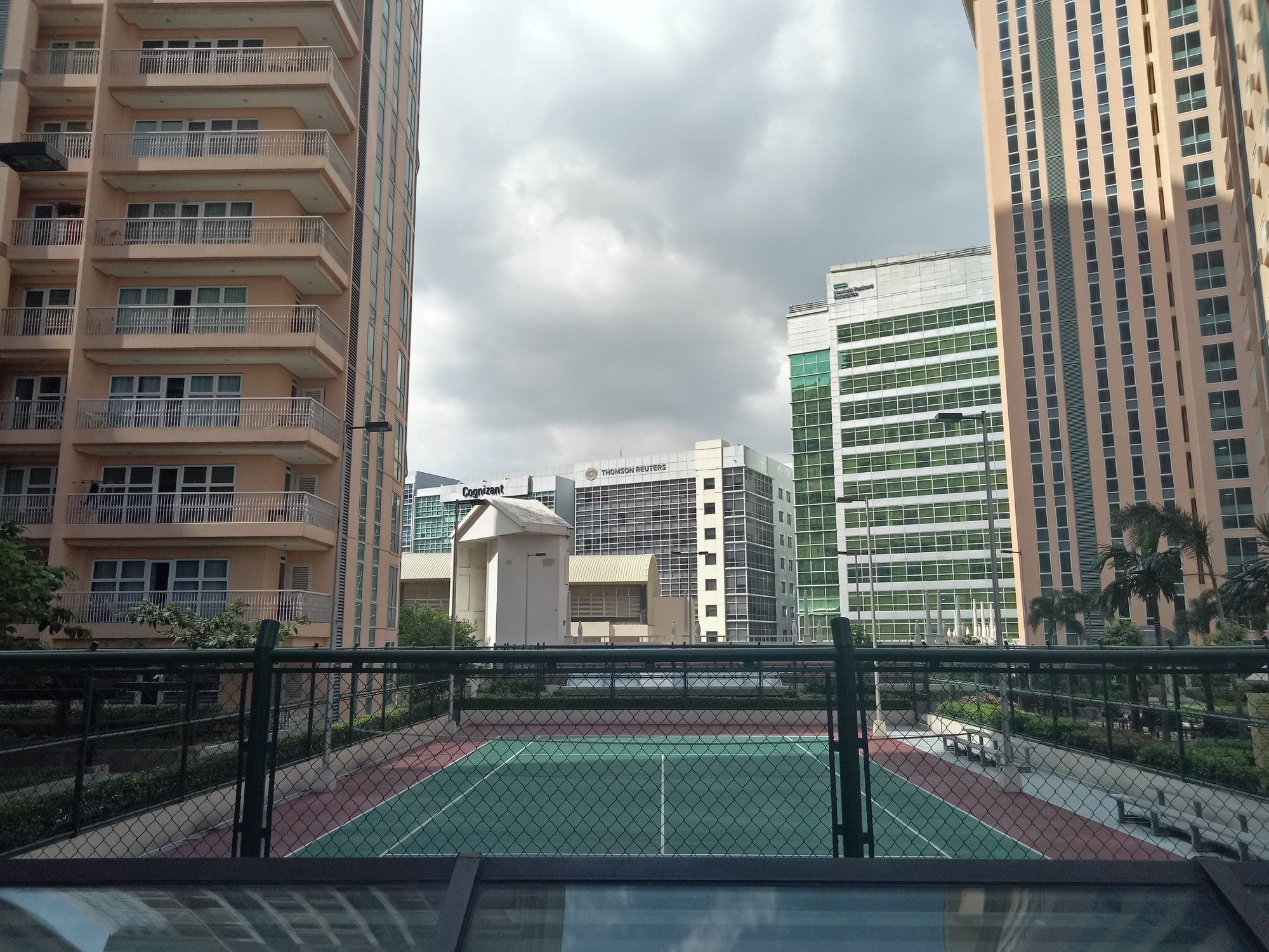 Venice Mckinley Hill Taguig Bgc المظهر الخارجي الصورة